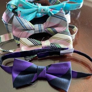 Set of boys bow ties